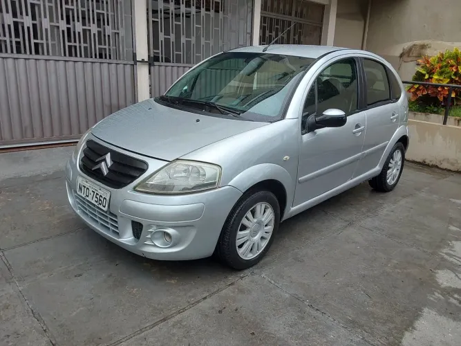 Citroen C3 Exclusive 1.4 Flex 8V 5P 2011