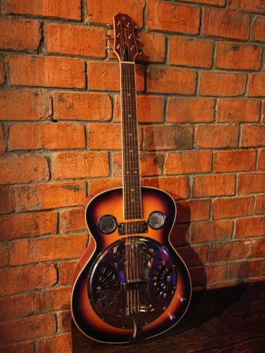 Violão Dobro Ressonator Strinberg com Captação Humbucker
