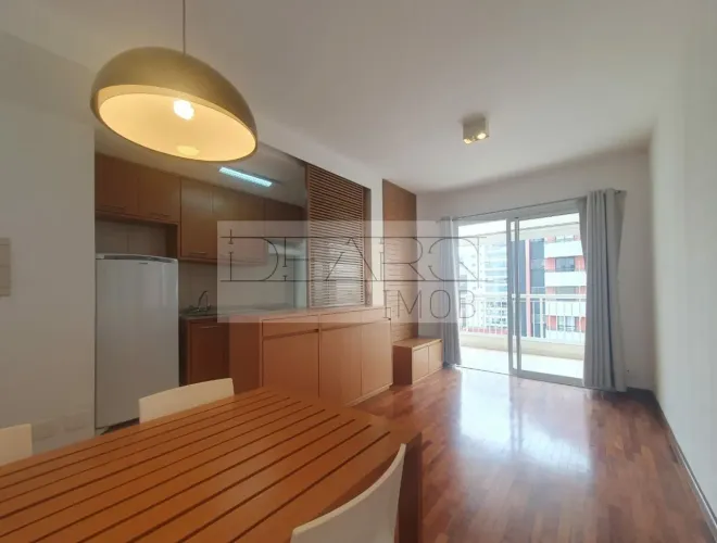 LOCAÇÃO - BELO APTO 47,0 m2 - SUITE- SALA C/FECHAM- 1 VAGA - BROOKLIN