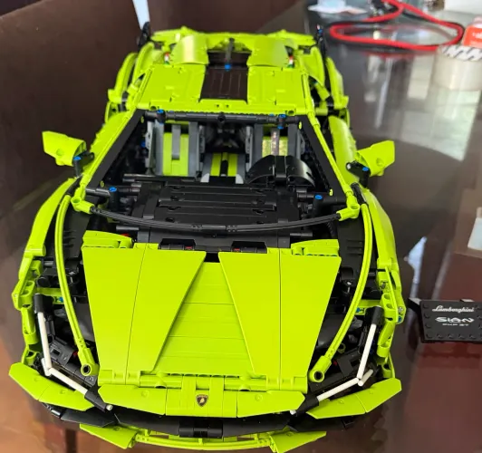 Vendo Lego Lamborghini Sian FKP 37 3696 peças original com caixa