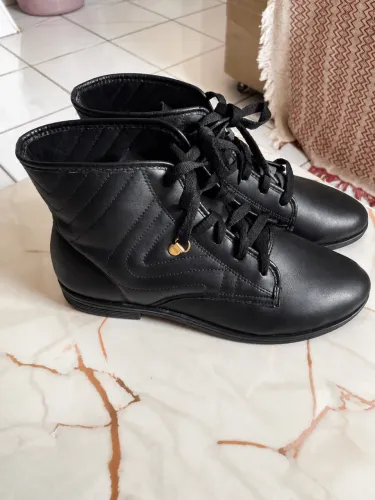 Bota feminina 39