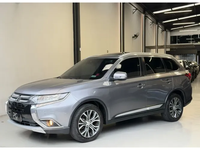 Mitsubishi Outlander Comfort 2.0 16V Aut. 2018