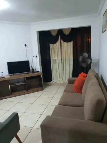Alugo apartamento em Jacarecica