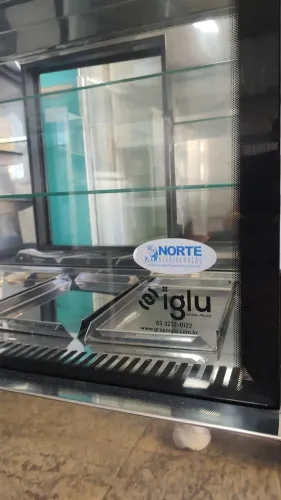 Balcão expositor frio