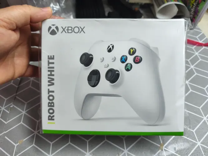 Controle Xbox Séries Robot White (NOVO) - envio pela Olx 