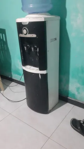 Gelágua ESMALTEC gelando muito