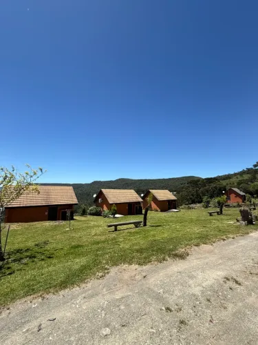 Refúgio Exclusivo de Luxo na Serra Catarinense | Pousada com Vista para o Morro da Igreja