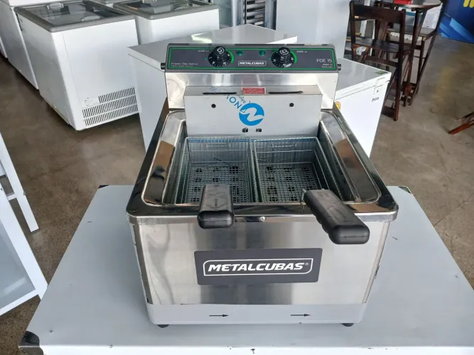 Fritadeira Elétrica Zona Fria de Óleo 15 Litros 8000W FOE 15 M