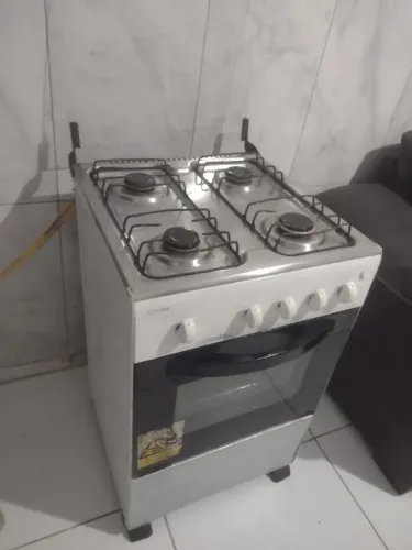 Fogão 4 bocas funcionando
