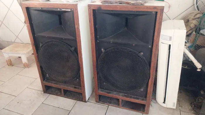 Caixas de som potentes