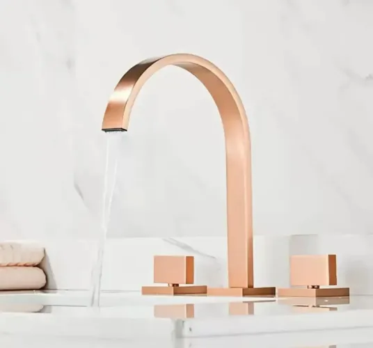 Torneira, Misturadores e valvula Rose Gold marca Fani.