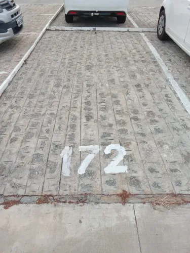 Alugo vaga de garagem 