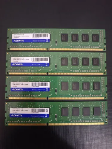 Memória RAM 4GB DDR3 x 4
