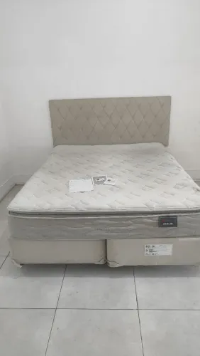 Conjunto completo Euro colchões box + colchão Berlim + painel Quenn Size