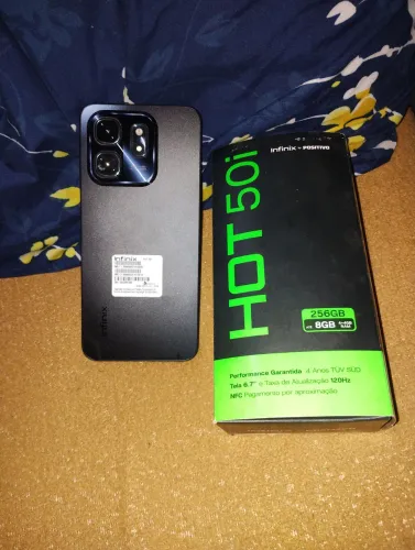 Vendo celular topi tá trincado mas funciona perfeitamente