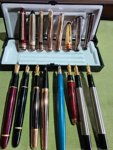 Canetas diversas 25 peças