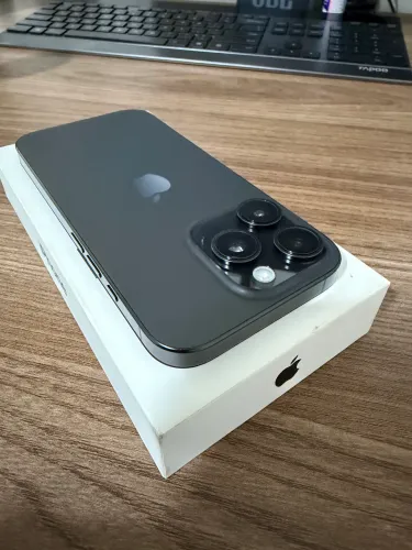 iPhone 16 pro 128g 