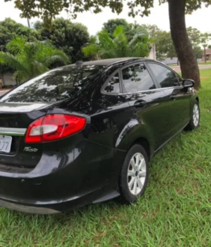 Ford Fiesta SE 1.6 16V Flex 5P 2011