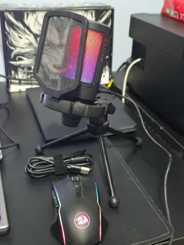 Kit Gamer Microfone e Mouse