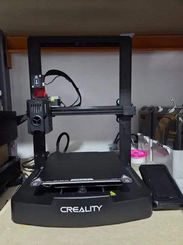 Creality Ender 3 V3 KE - Pouco usada
