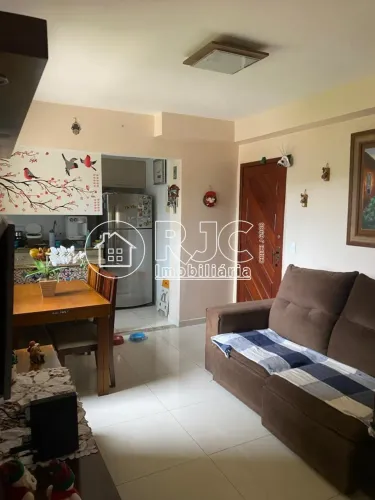 Imóvel para venda possui 75 metros quadrados com 2 quartos em Barro Vermelho - São Gonçalo