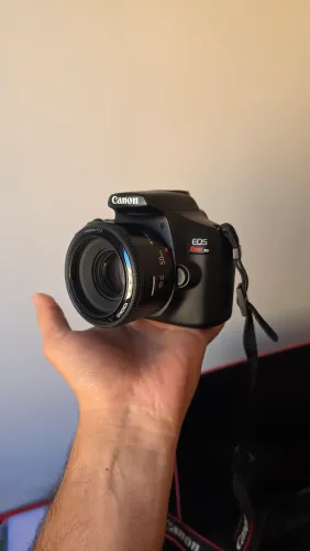 Câmera fotográfica profissional Canon T6