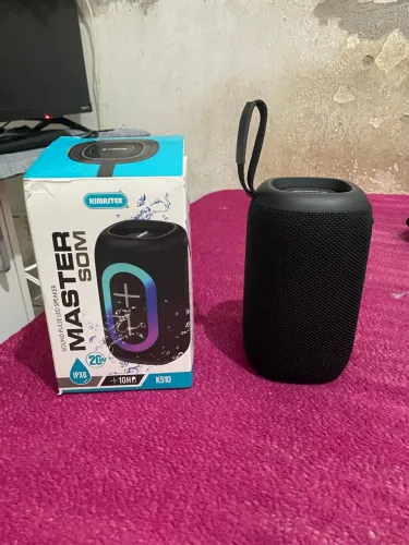 Caixinha de som kimaster 20w , original e praticamente novo