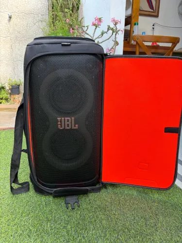 Caixa JBL 320