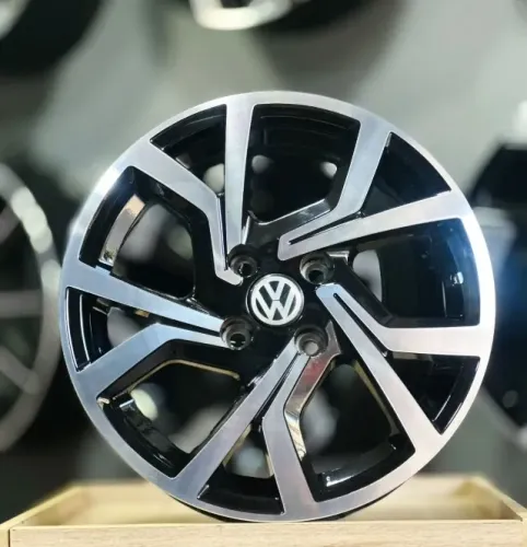 Jg de rodas Golf 15 4x100 + 185/65R15 Hifly - R$ 3.790,00