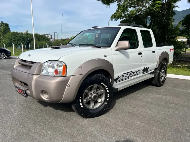 Nissan Frontier XE/ XE Tit. CD 4X4 2.8 TDI Dies 2008