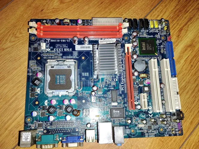 Placa mãe MW-G31T-M7. ( No estado )