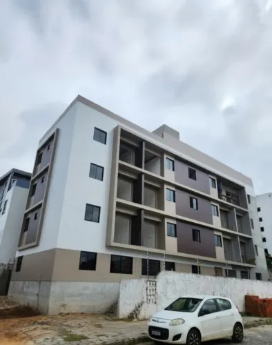 Apartamento Térreo com Área Externa em L 