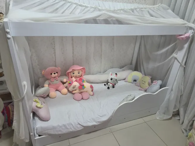 Mini cama montesoriana 