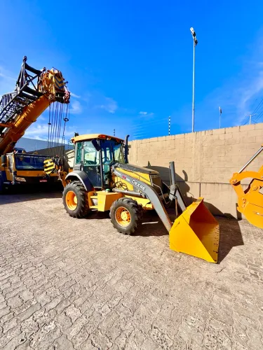 RETROESCAVADEIRA JHON DEERE 310 L 2021 ( SOMOS LOJA )