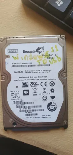 Vendo HD de 750 gigas para notebook ou vídeogame