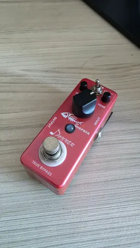 Pedal Donner Morpher (Clone Suhr Riot)