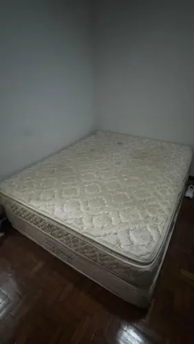 Vendo colchão queen