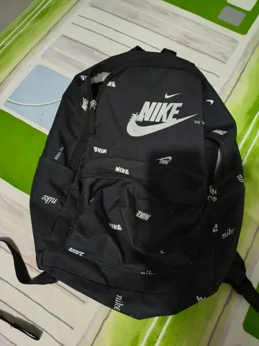Mochila Nike original 