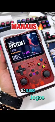 Console portátil com 15 mil jogos ?