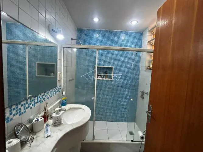 Apartamento : / Residencial / Glória