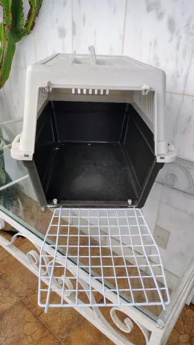 Caixa transportadora para pet