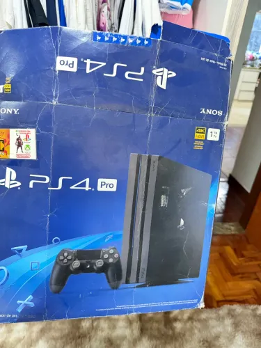 PS4 1 TB 2 Controles 