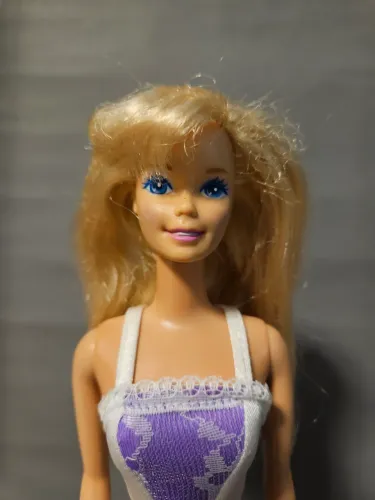 Barbie Fashion Play - 1990