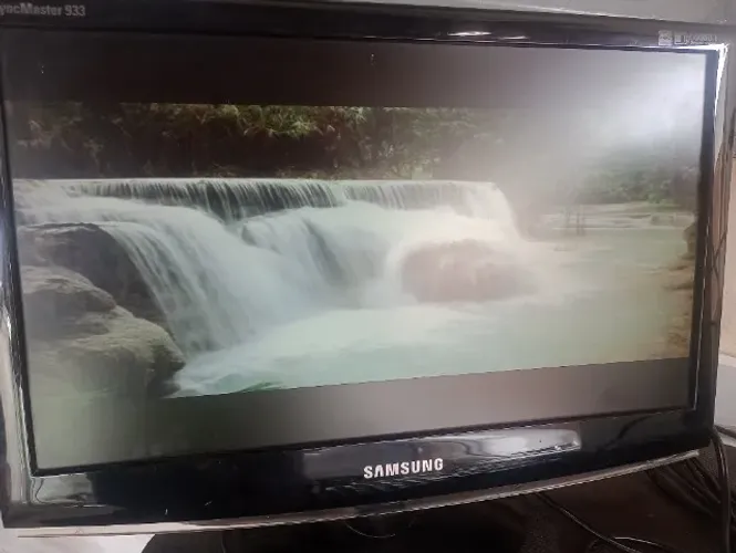 Monitor 19" Samsung Syncmaster 933SN Plus