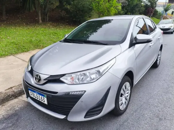 Toyota Yaris XL Live Sedan 1.5 Flex 16V 4P AUT 2021