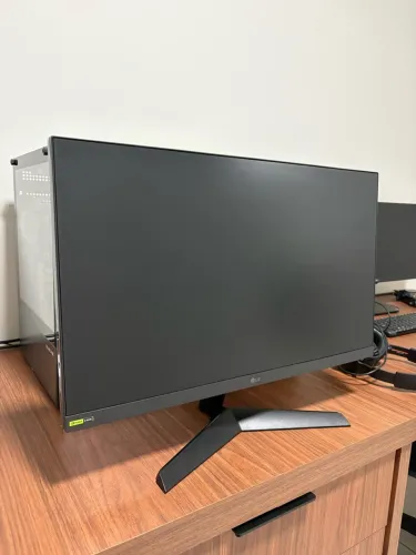 Monitor LG UltraGear 24GS60F-B