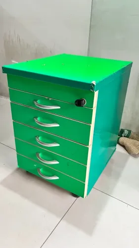 Gaveteiro de escritório, super resistente, madeira de qualidade. 