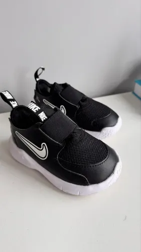 Tênis Nike infantil