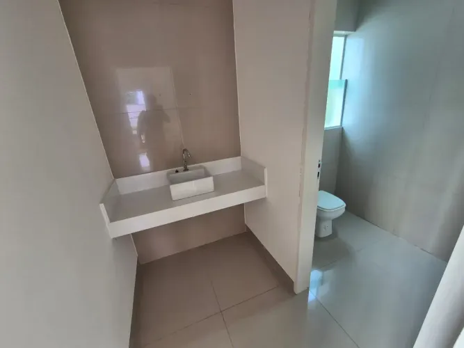 Alugo casa de alto patrao no condomínio Quinta da colinas 1