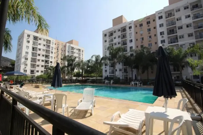 Lado novo shopping apt Anil 2qts 50m2 reformado varanda lazer completo